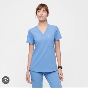Figs Cecil Blue XS top